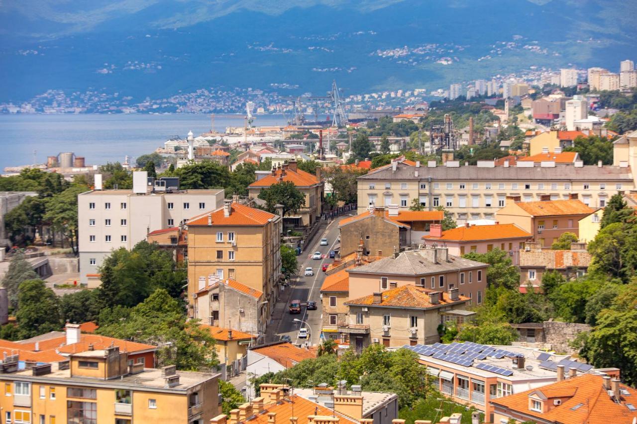 Panorama Studio Apartman Fiume Kültér fotó